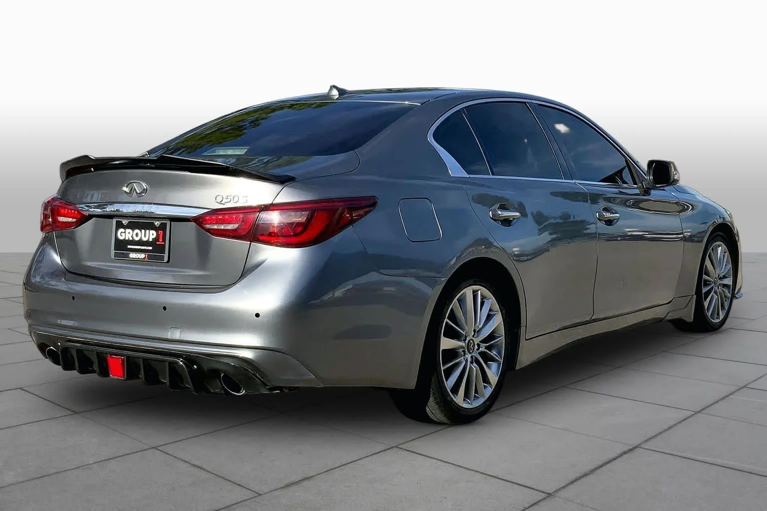 Used 2018 Graphite Shadow INFINITI 3.0t SPORT image 12
