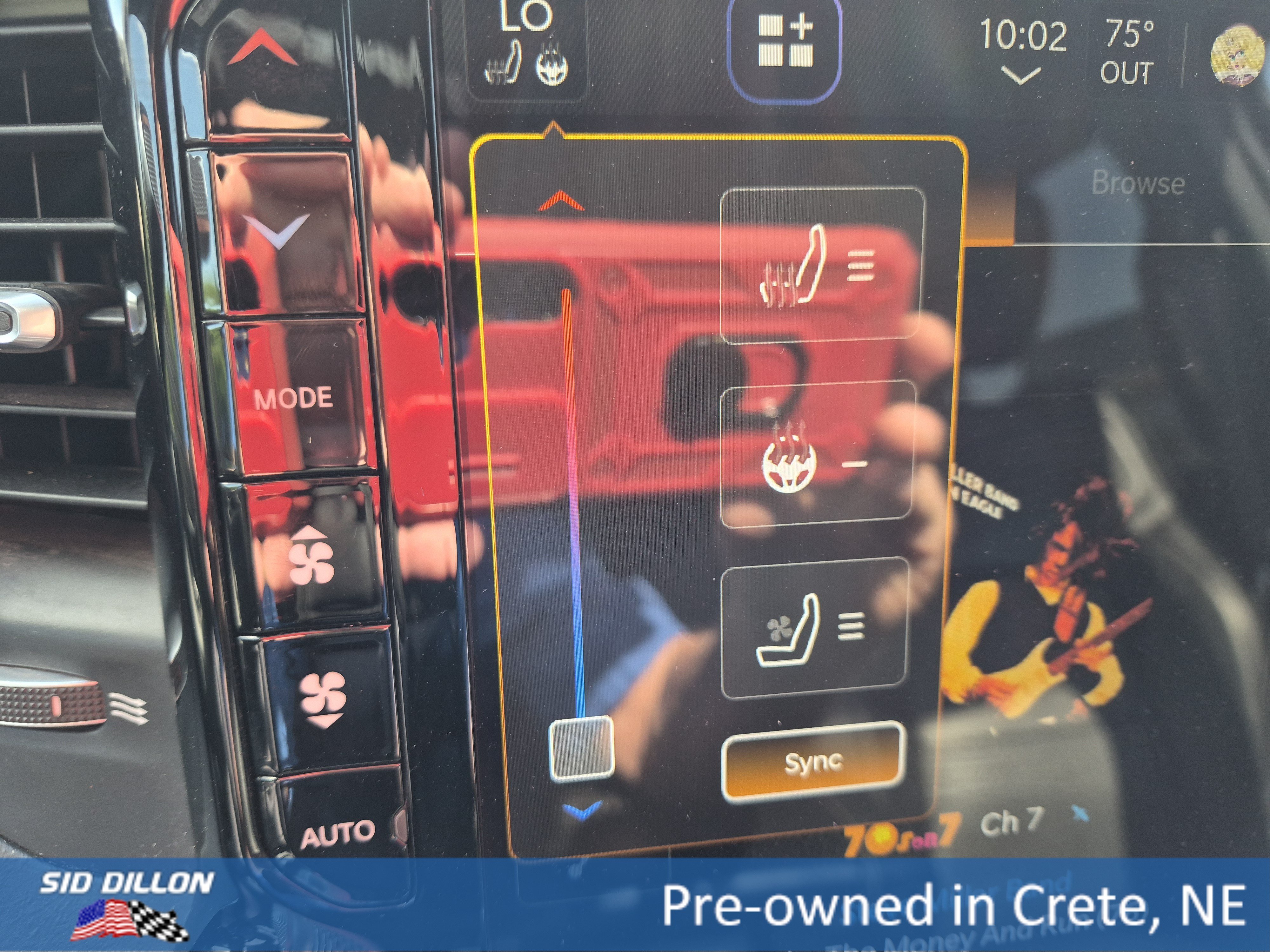 Used 2022 Delmonico Red Pearlcoat Ram Limited image 10