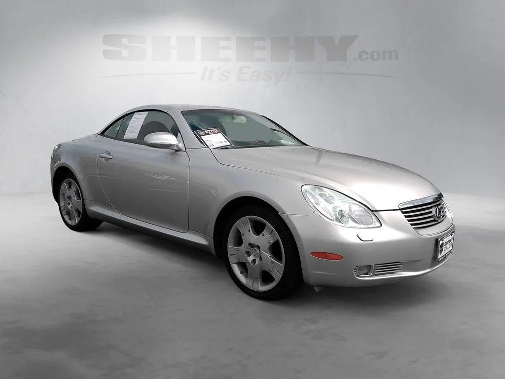 Used 2005 Silver Lexus 430 image 2