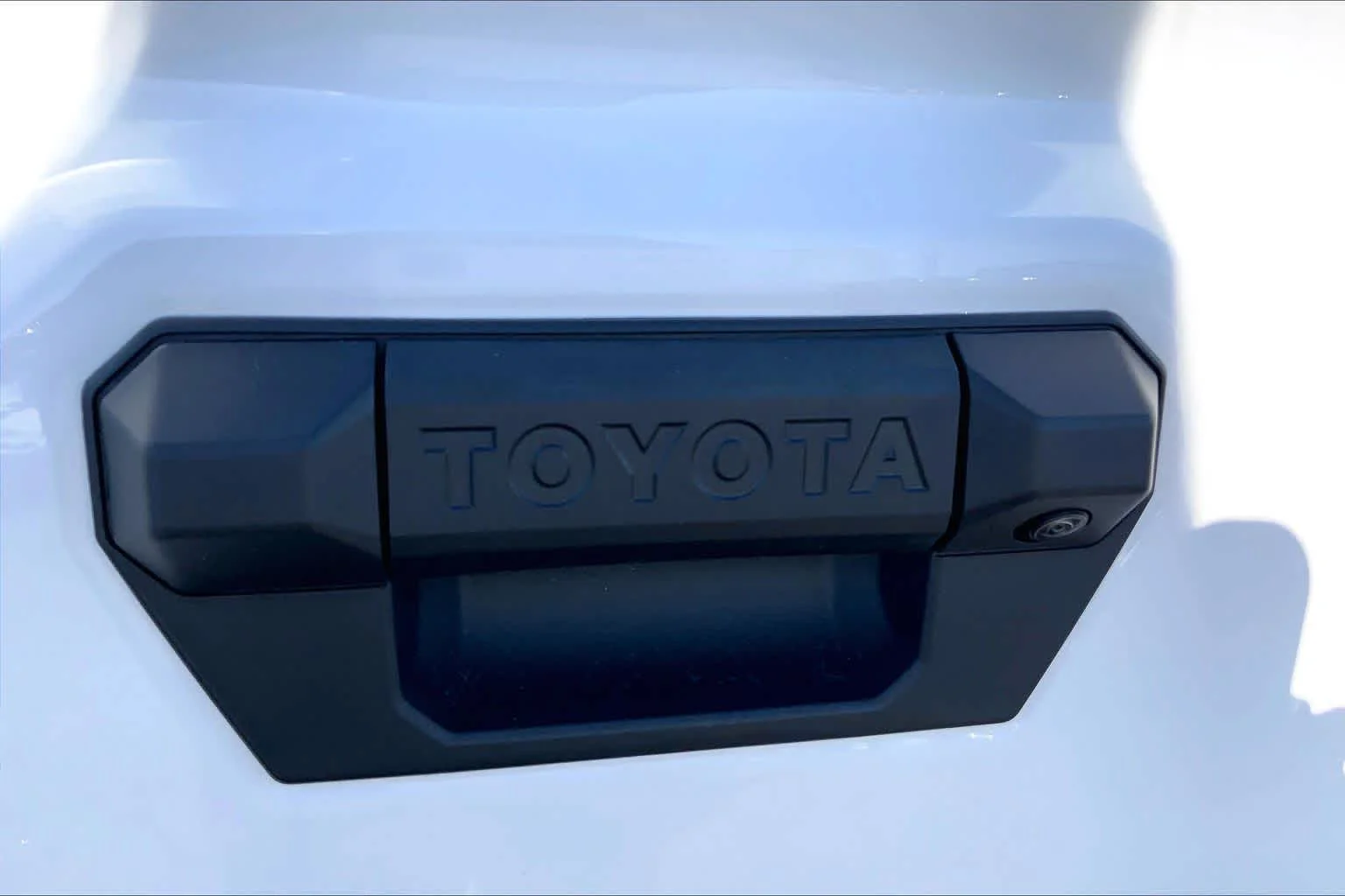 New 2026 Ice Cap Toyota SR5 image 15