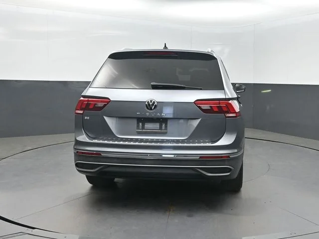 Used 2022 Gray Volkswagen 2.0T SE image 36