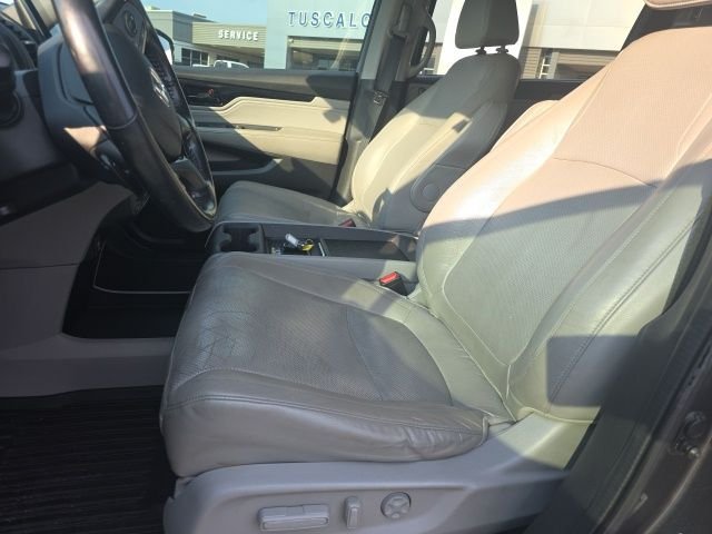 Used 2018 Gray Honda Elite image 9