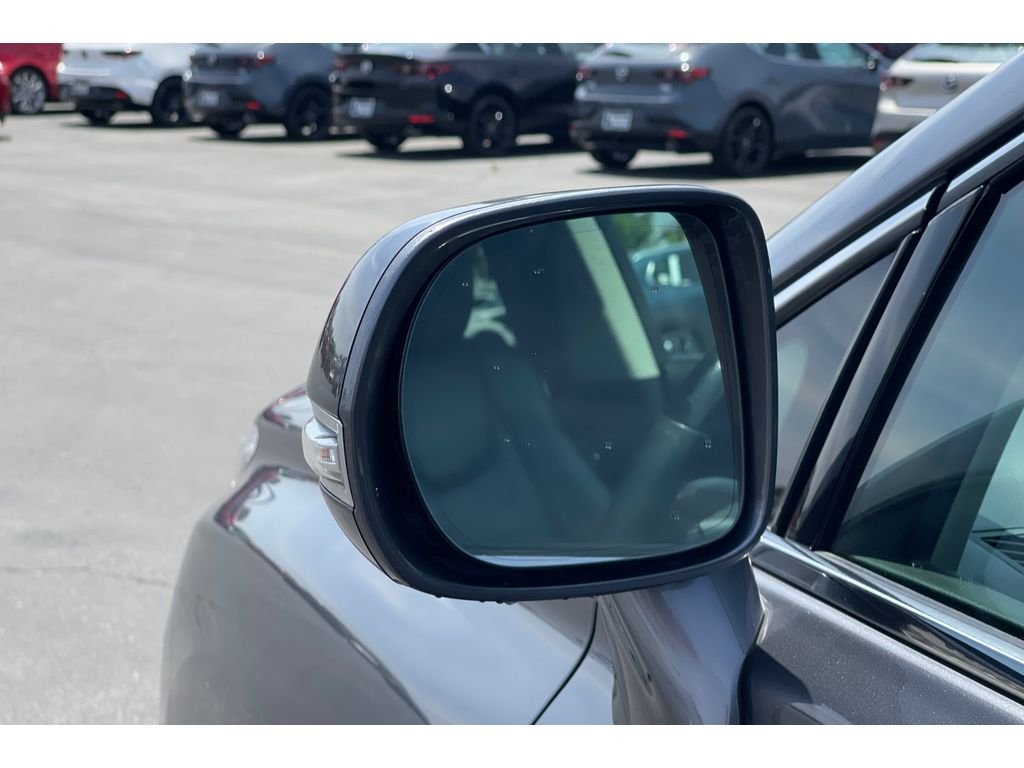 Used 2015 Nebula Gray Pearl Lexus Base image 12