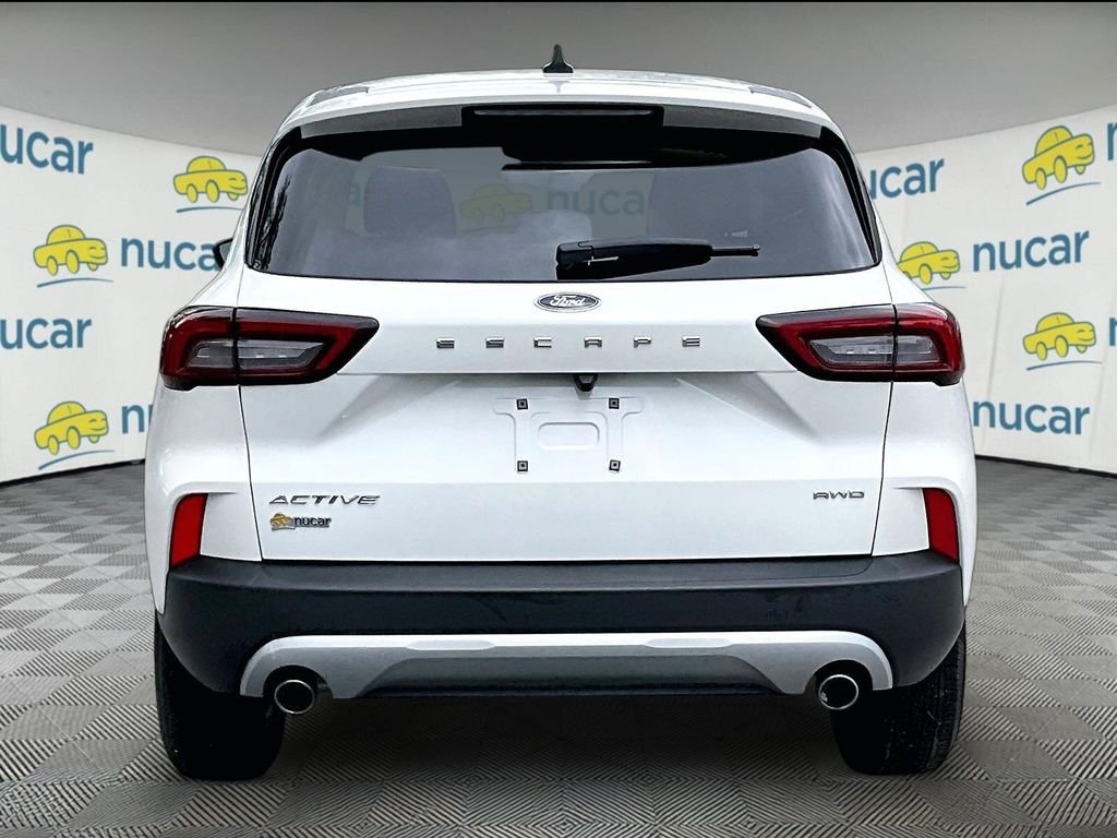 Used 2023 White Metallic Ford Active image 5