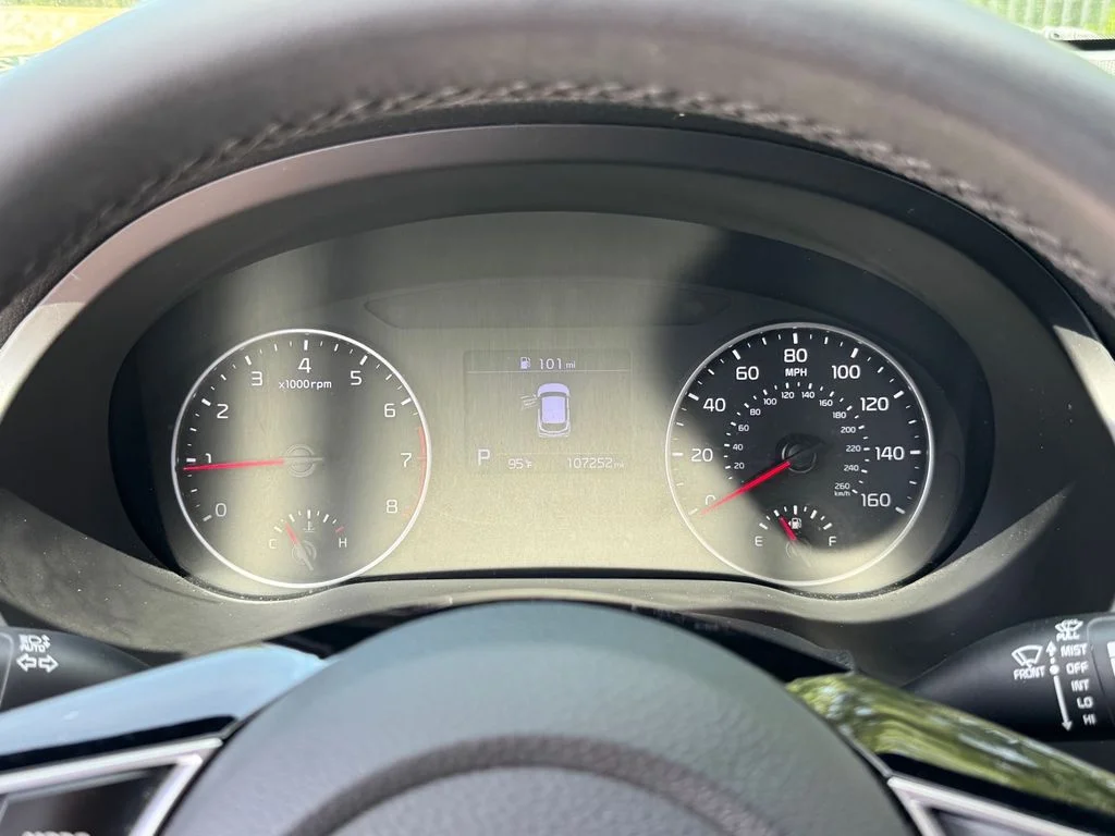Used 2021 Gray Kia S image 19