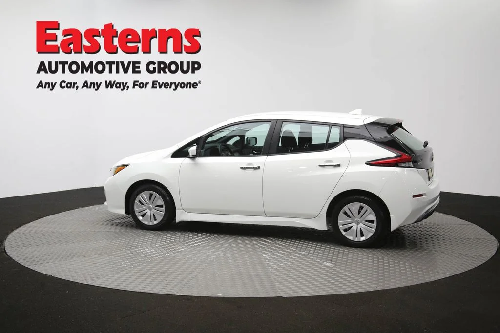 Used 2023 White Nissan S image 57