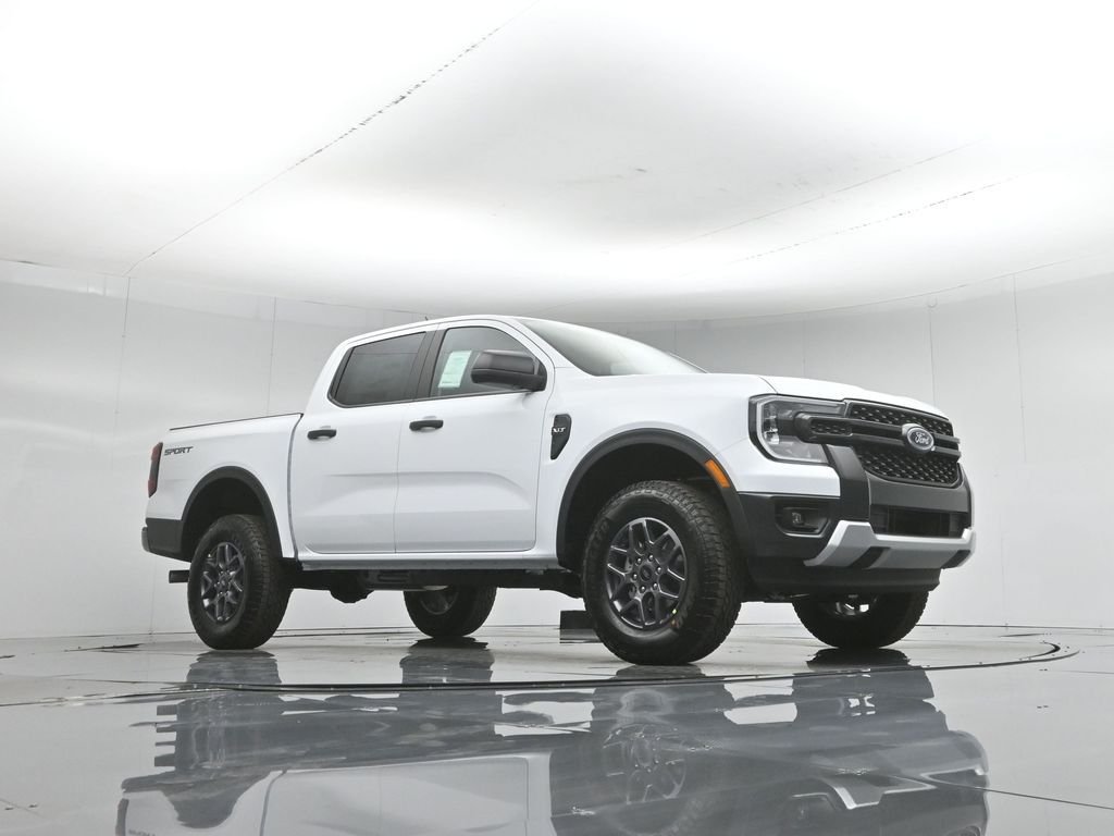 New 2026 Oxford White Ford XLT image 3