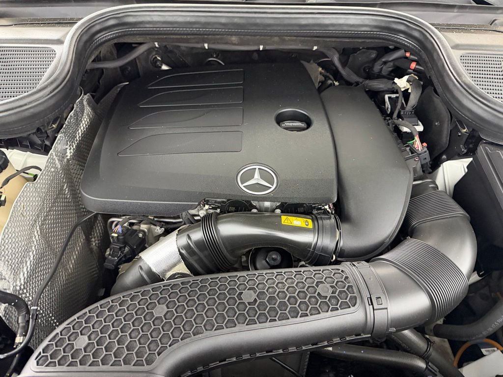 Used 2022 Polar White Mercedes-Benz GLE 350 4MATIC® image 34