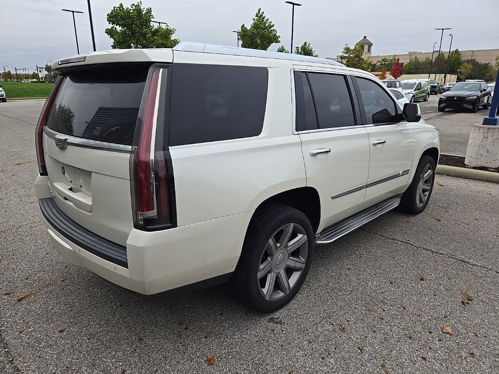 Used 2015 White Cadillac Luxury image 5