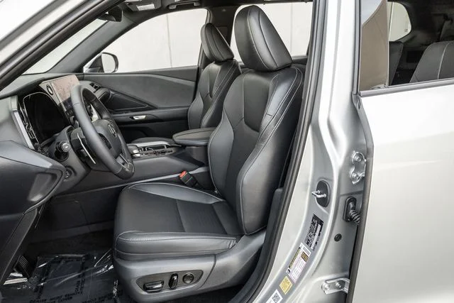 New 2026 Celestial Silver Metallic Lexus PREMIUM image 7