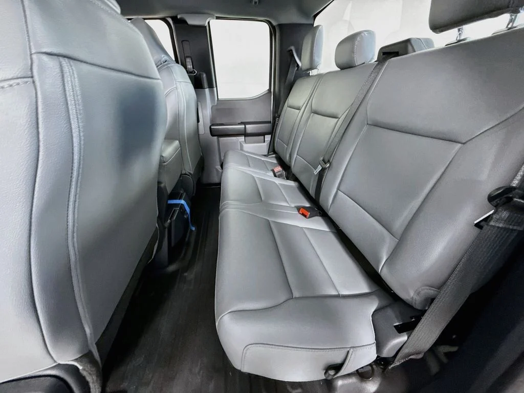 New 2026 Oxford White Ford XL image 22