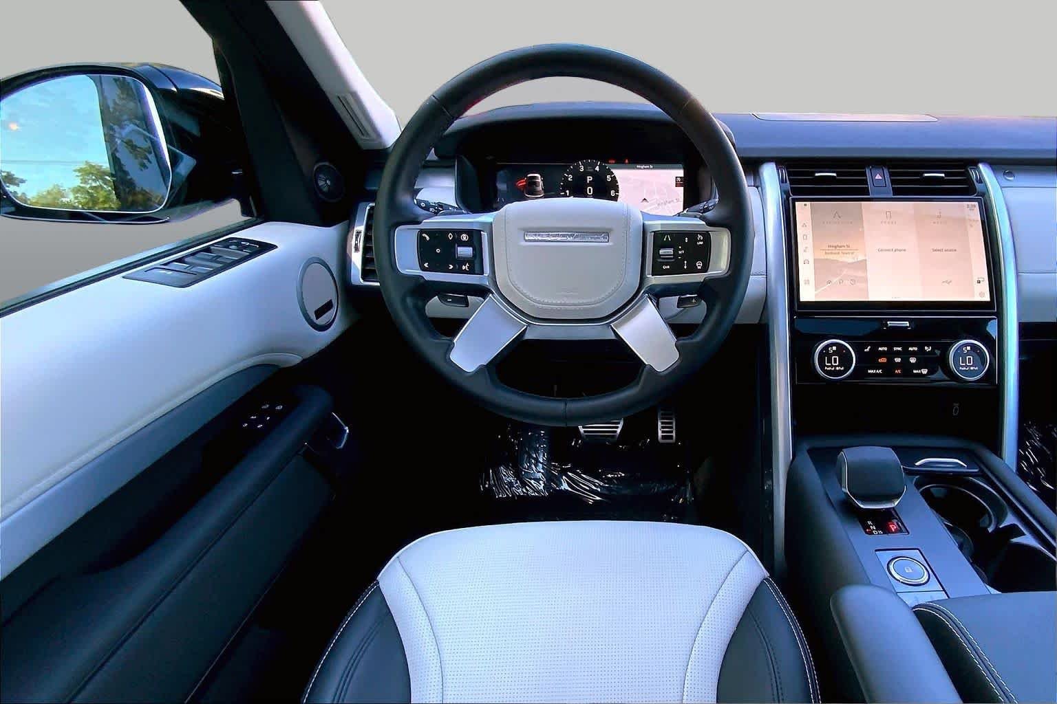 Used 2026 Eiger Grey Metallic Land Rover Gemini Edition image 6