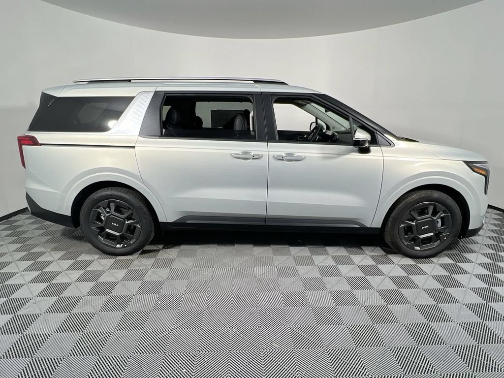 Certified Used 2026 White Kia EX image 2