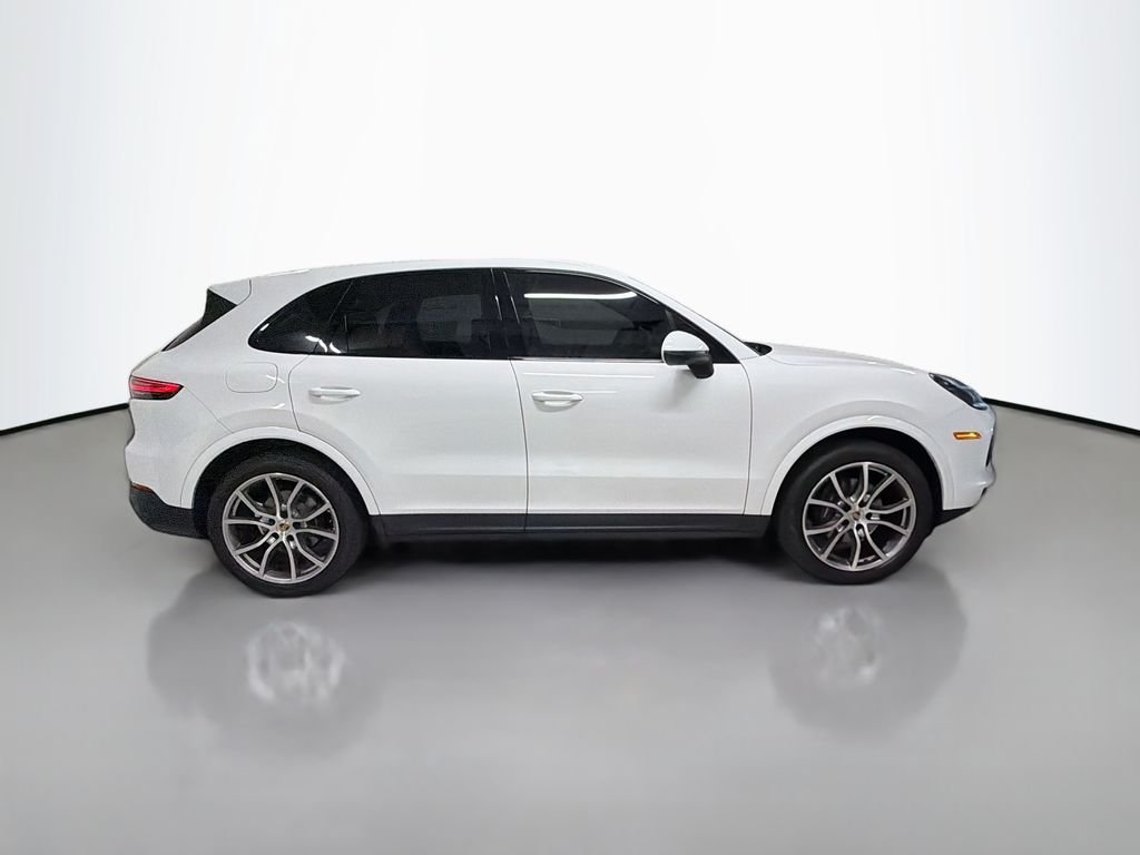 Used 2020  Porsche  image 8