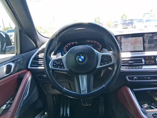 Used 2022 Gray BMW xDrive40i image 9