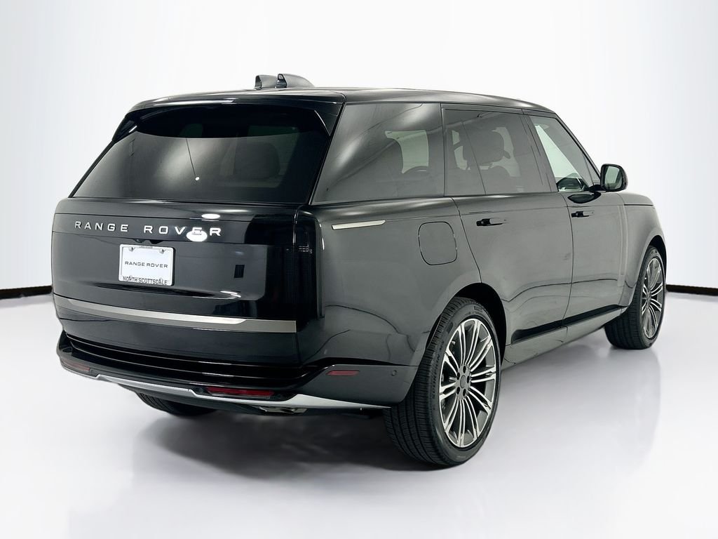 New 2026 Santorini Black Land Rover SE image 5