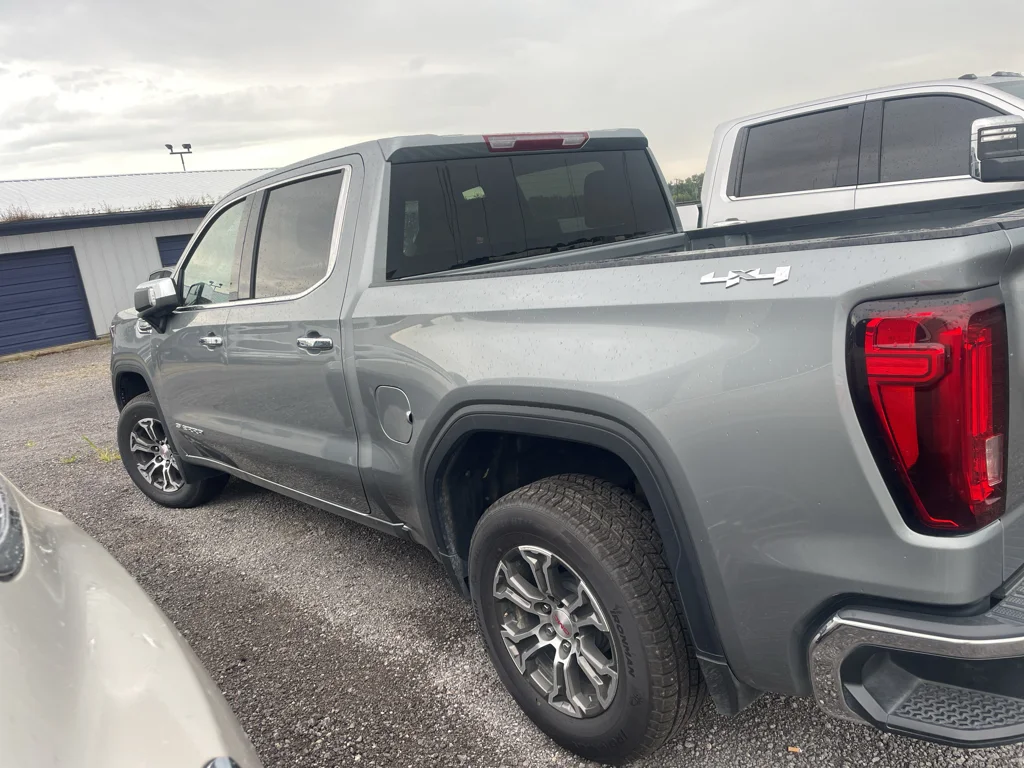 Used 2026 Sterling Metallic GMC SLT image 7