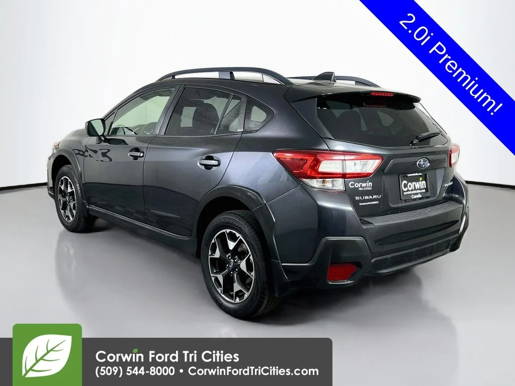 Used 2019 Dark Gray Metallic Subaru 2.0i Premium image 10