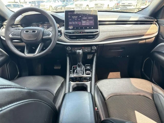 Used 2023 Black Jeep Latitude image 26