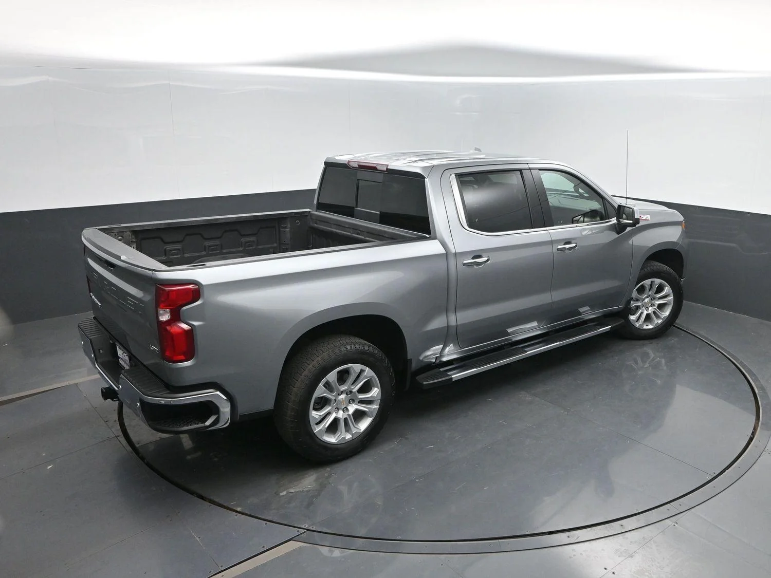 Used 2025 Sterling Gray Metallic Chevrolet LTZ image 45