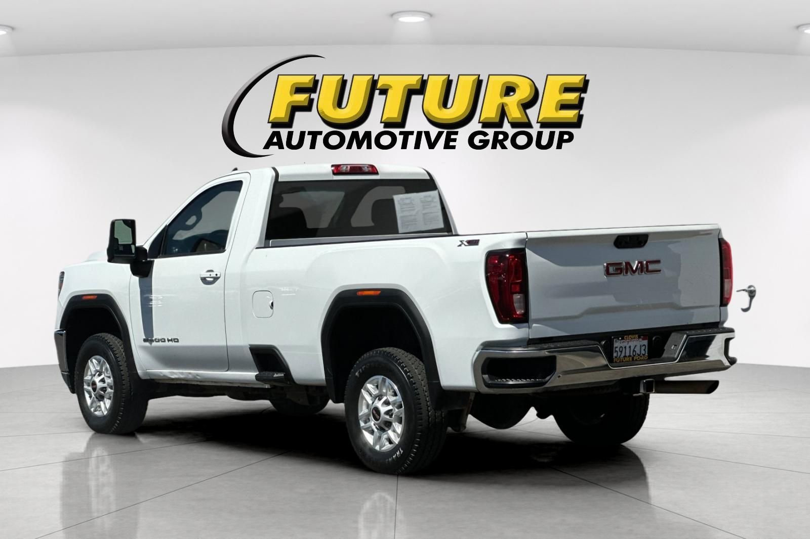Used 2022 White GMC SLE image 5