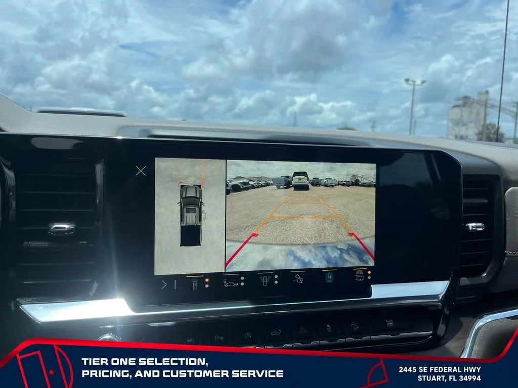 Used 2023 Pacific Blue Metallic GMC SLT image 32