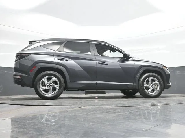 Used 2023 Gray Hyundai SEL image 25