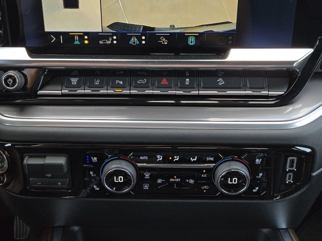 2026 Chevrolet Silverado 2500 HD High Country - Photo 10