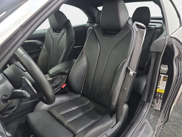 Used 2020 Black Sapphire Metallic BMW 440i xDrive image 14
