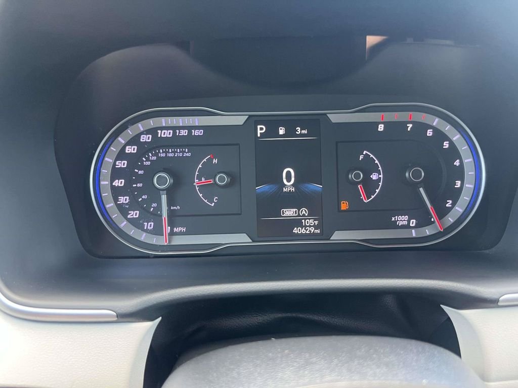 Used 2024 Black Hyundai SEL image 19