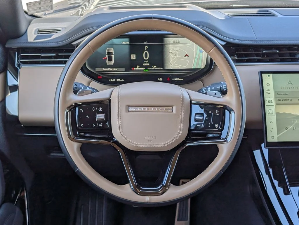 Certified Used 2025 Gray Land Rover Dynamic SE image 21