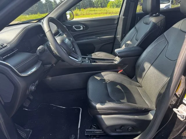 Certified Used 2023 Black Jeep Limited image 21