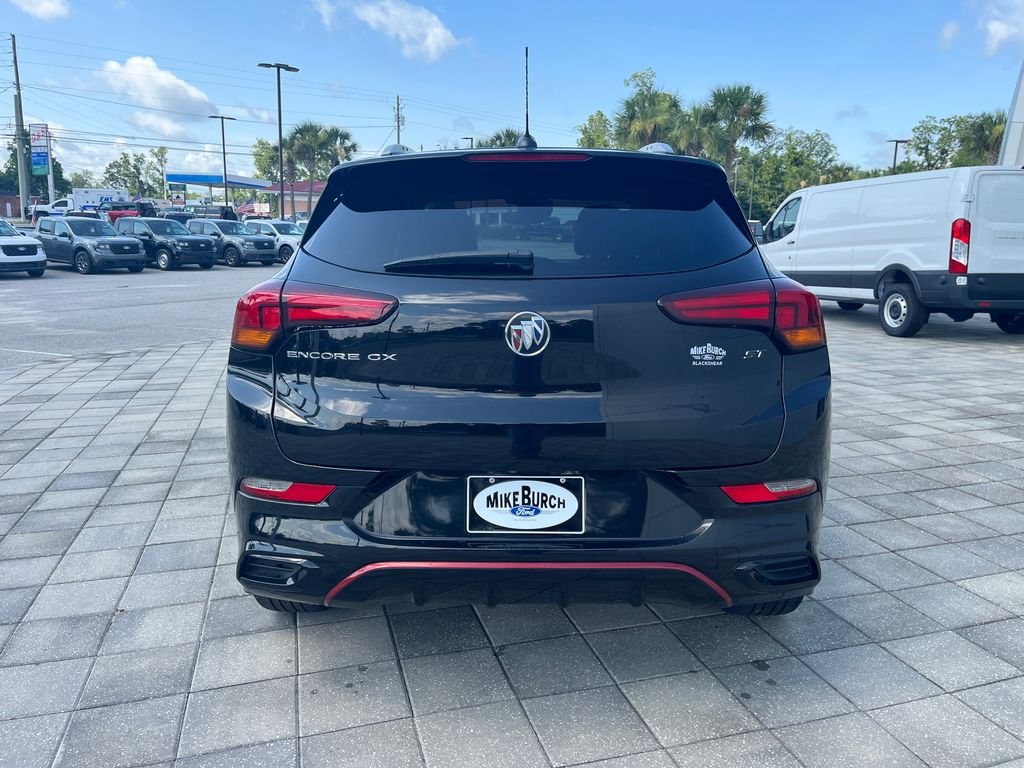 Used 2023 Ebony Twilight Metallic Buick Select image 5
