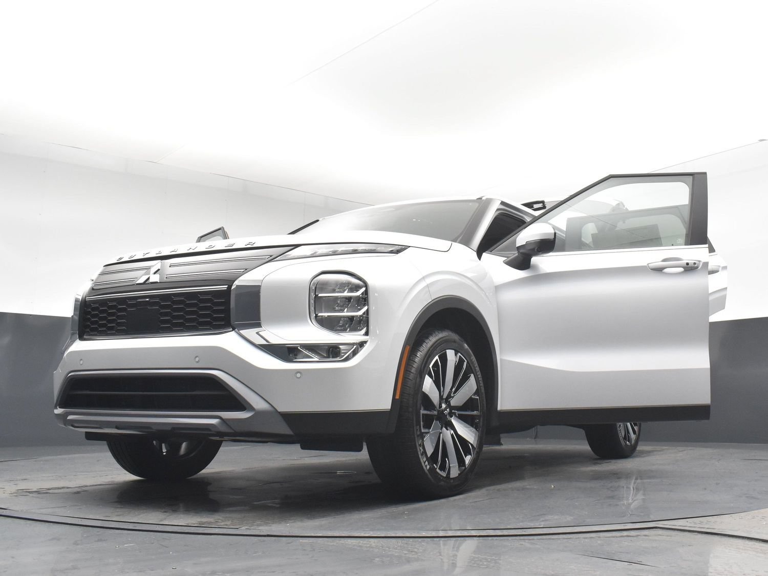New 2026 White Mitsubishi SE 1.5T 2WD image 30