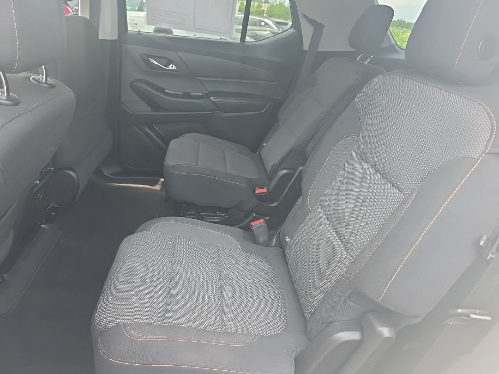 Used 2018 White Chevrolet LT image 20
