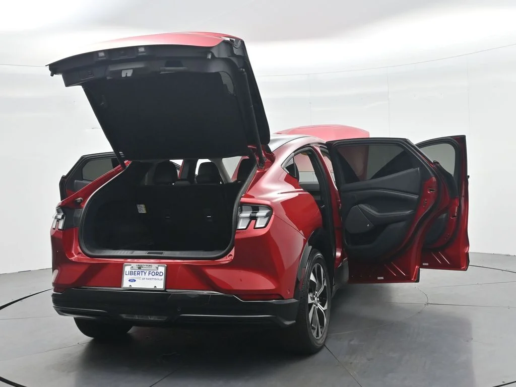 Used 2022 Red Metallic Ford Premium image 44