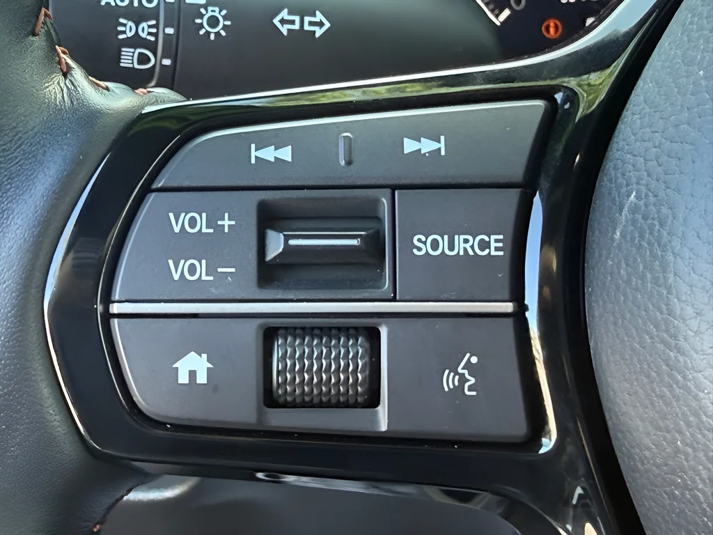 2025 Honda HR-V Sport - Photo 16