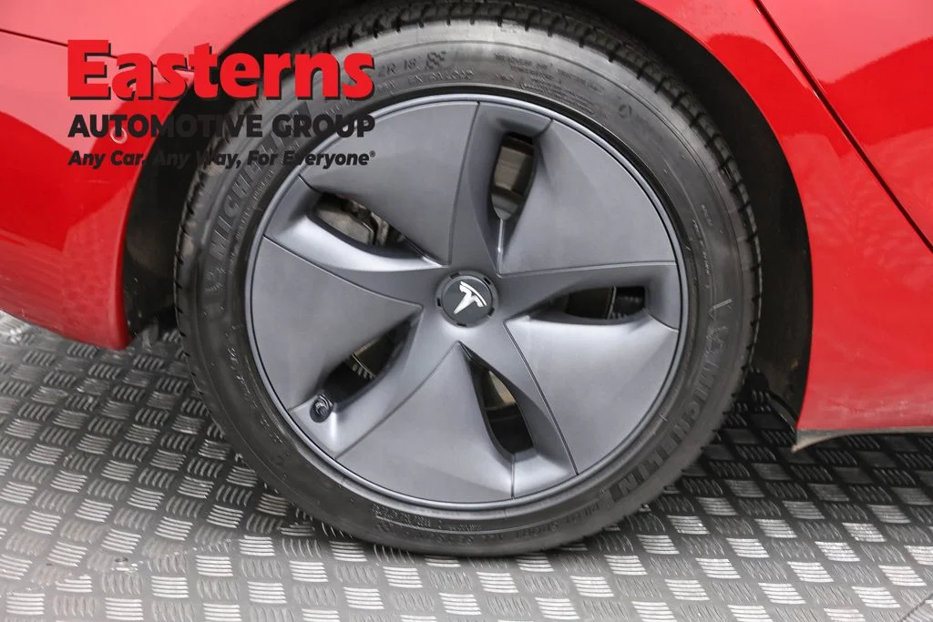 Used 2018 Red Tesla Long Range image 24