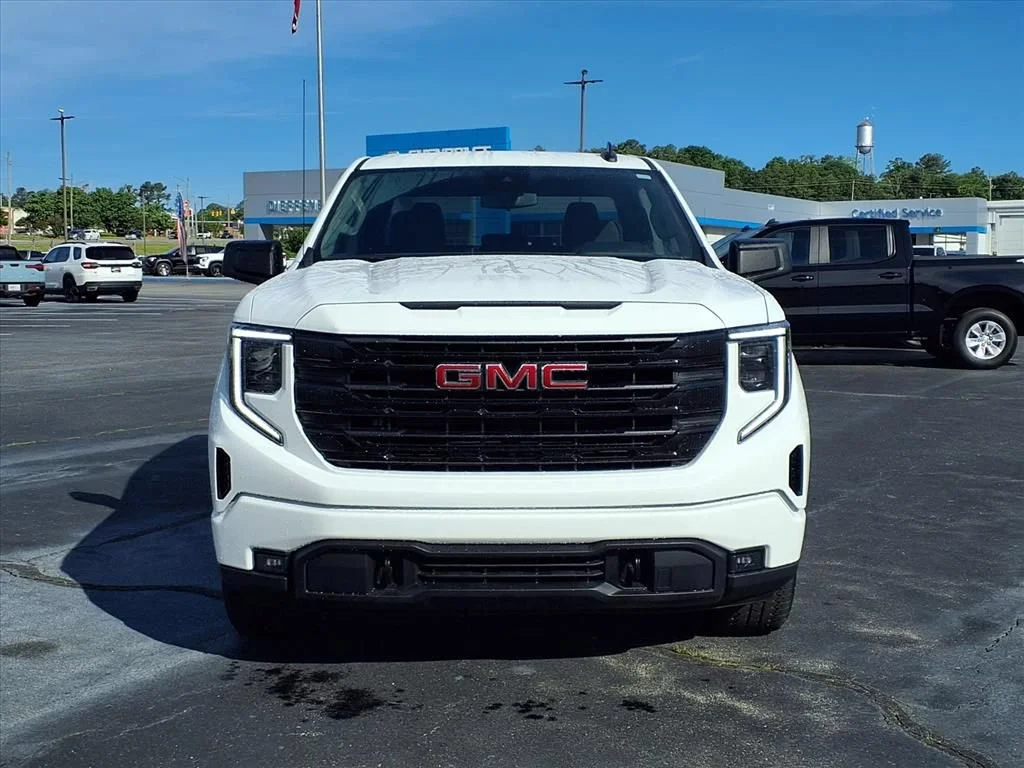 Used 2024 Summit White GMC Elevation image 2