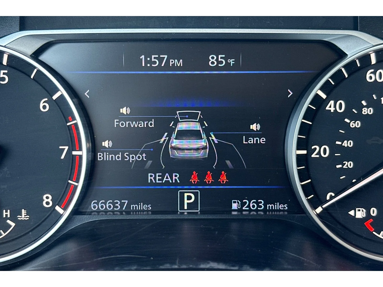 Used 2023 Gun Metallic Nissan 2.5 SV image 40