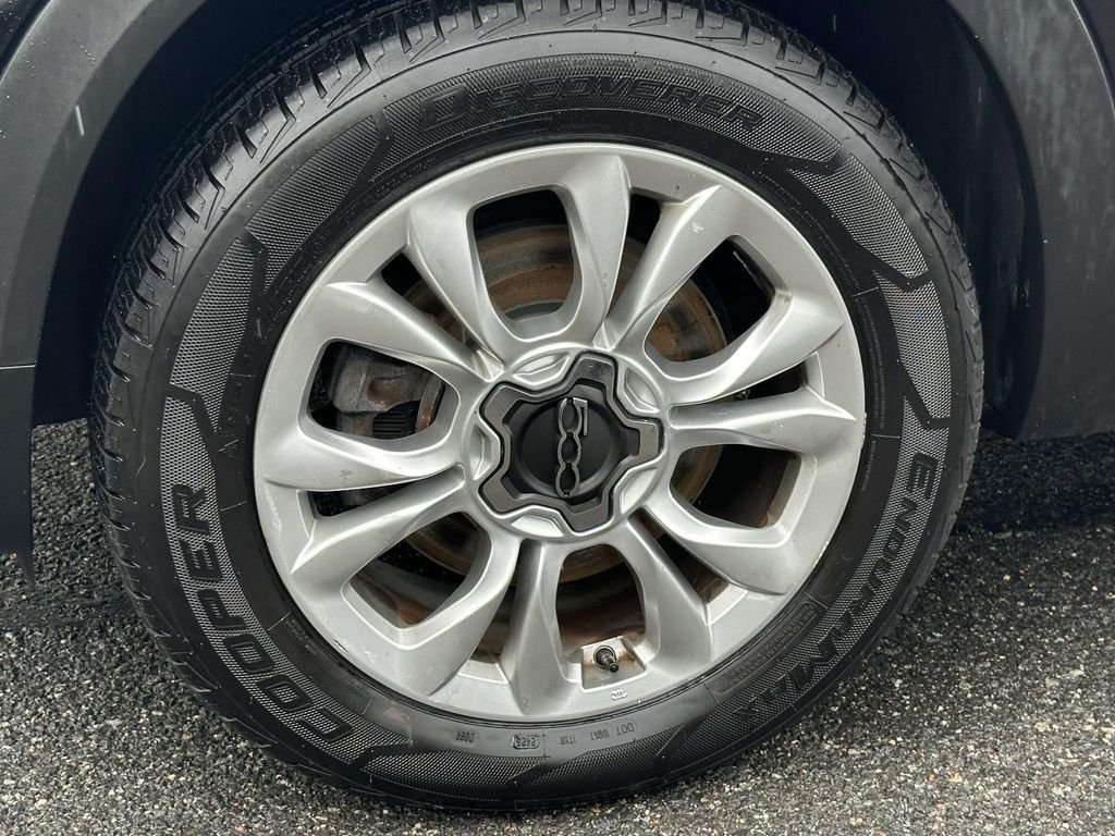 Used 2016 Black FIAT Easy image 12