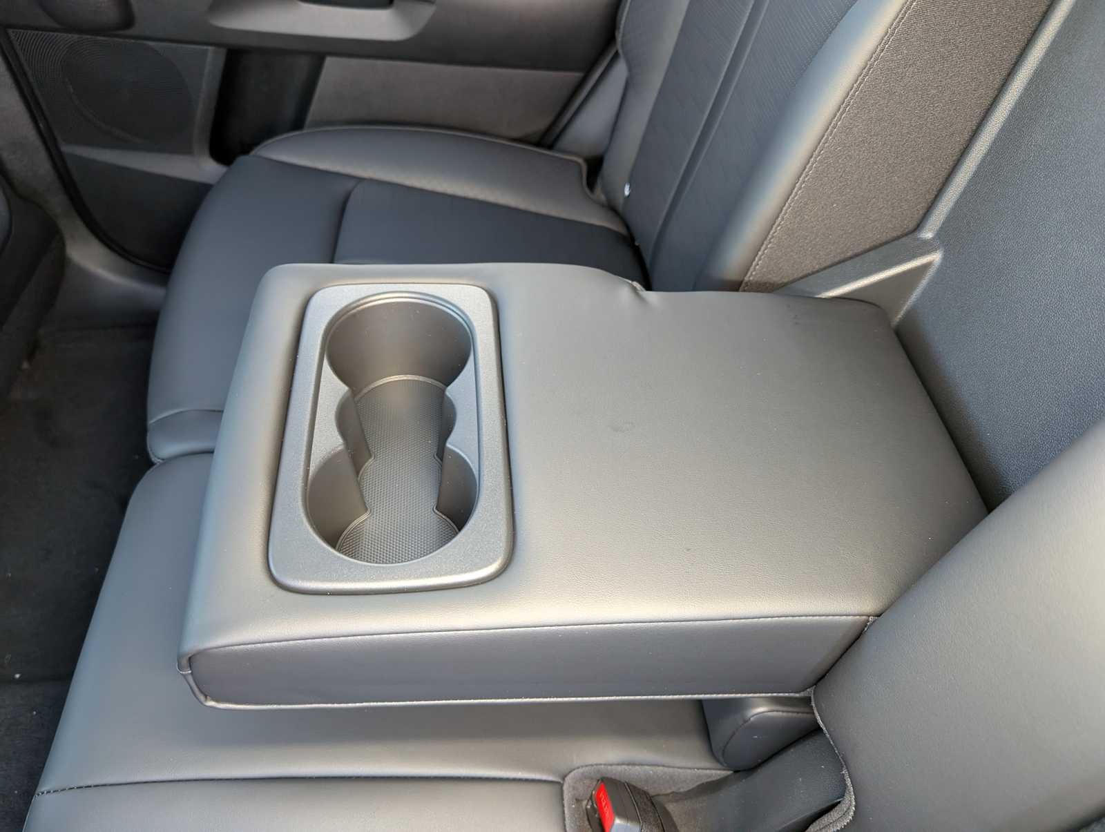 2026 Kia Sorento S - Photo 16