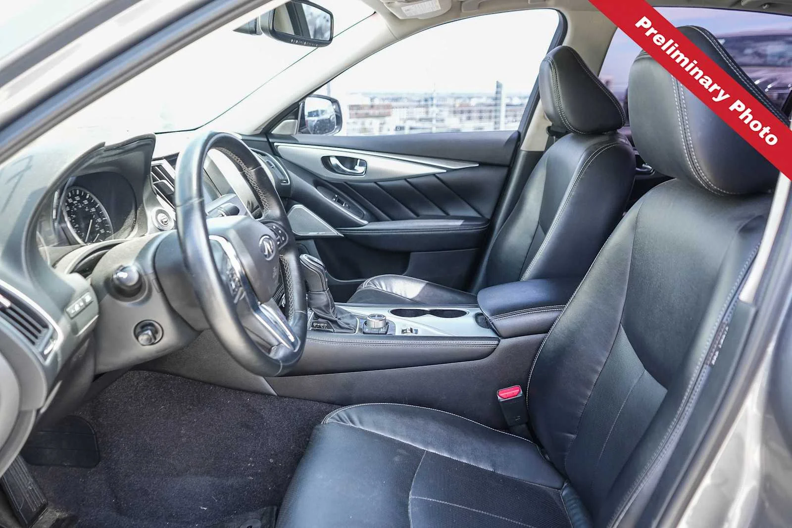 Used 2022 Graphite Shadow INFINITI LUXE image 13