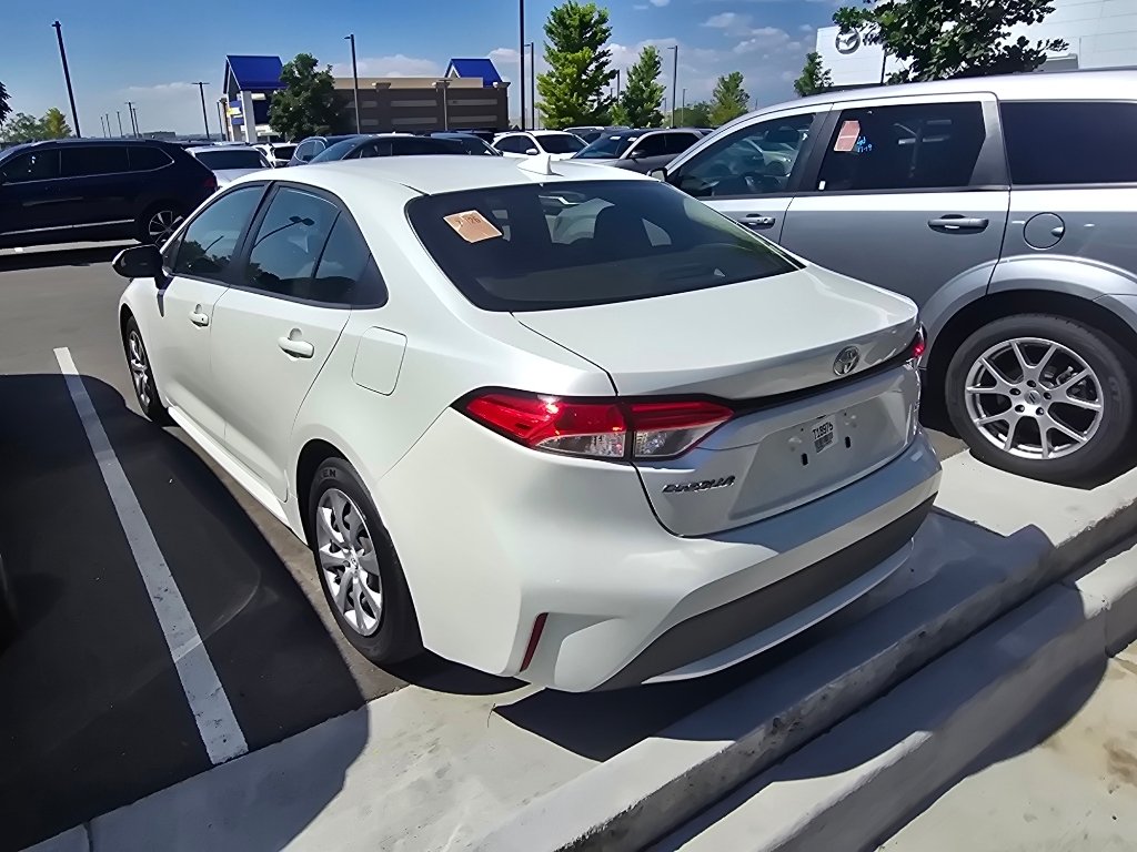 Used 2020 Blizzard Pearl Toyota LE image 3