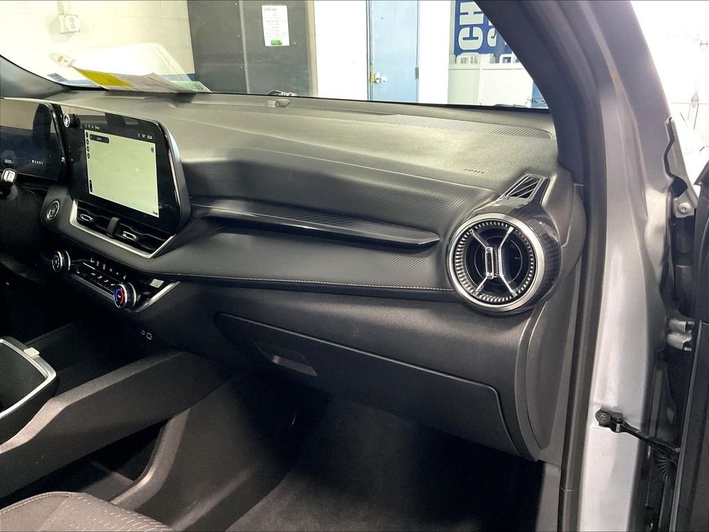 Used 2025 Sterling Gray Metallic Chevrolet LT image 13