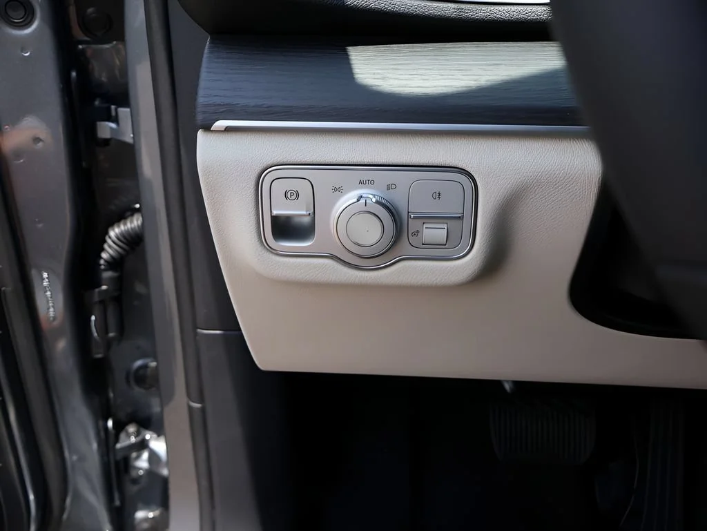 New 2026 Selenite Grey Metallic Mercedes-Benz GLE 350 image 75