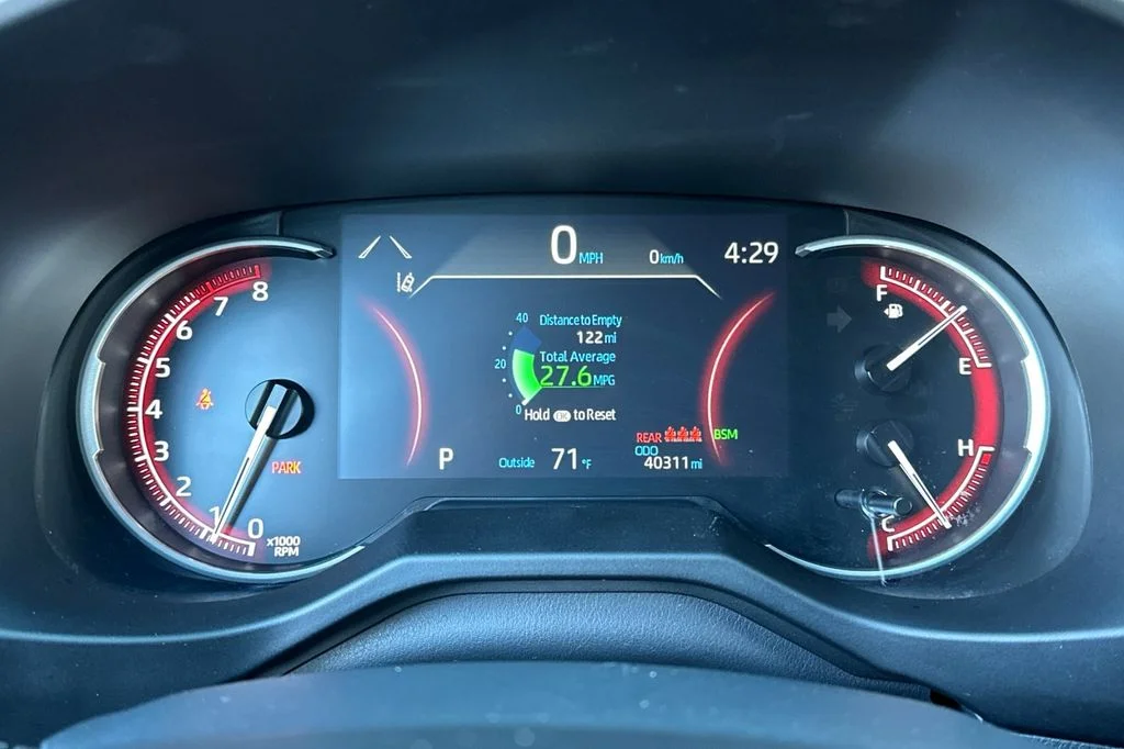 2024 Toyota RAV4 XLE Premium - Photo 24