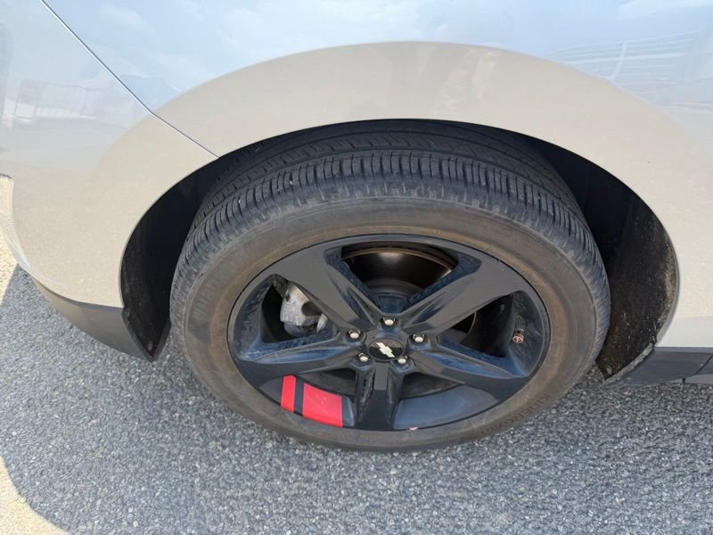 Used 2019 Silver Chevrolet LT image 17
