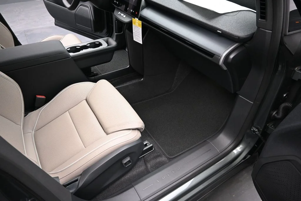 New 2027 Forest Lake Volvo Ultra image 22