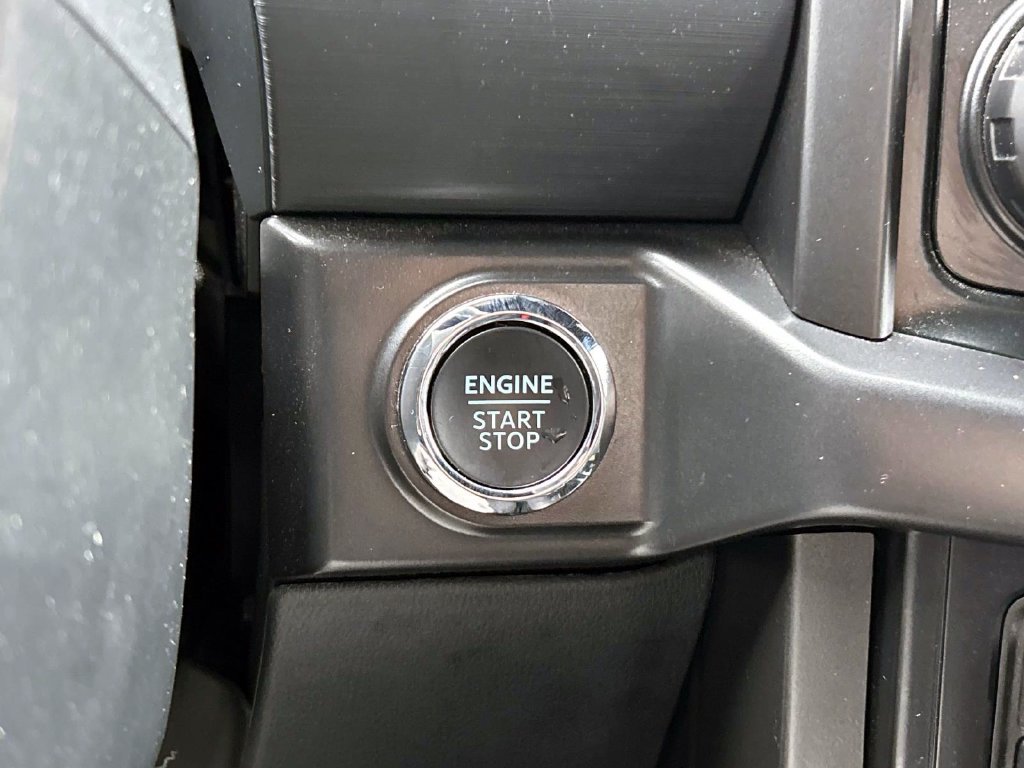 Used 2024 Gray Ford XLT image 24